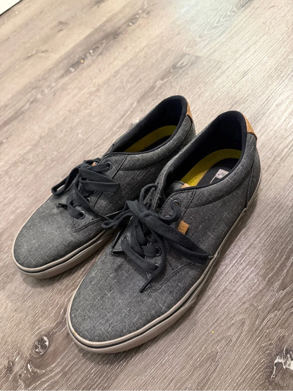 Vans Men’s Low-Top Sneakers in Charcoal